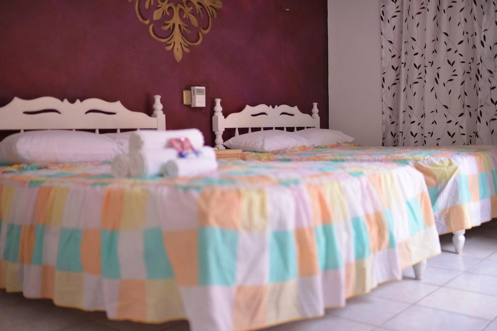 D'Margo Hotel Playa del Carmen Room photo